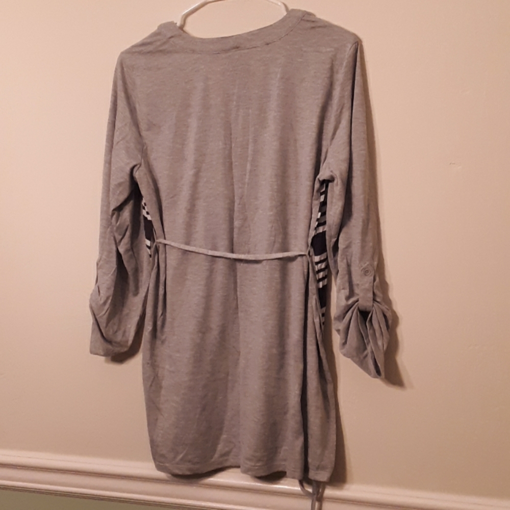 Maternity 3/4 sleeve shirt - Picture 2 of 3